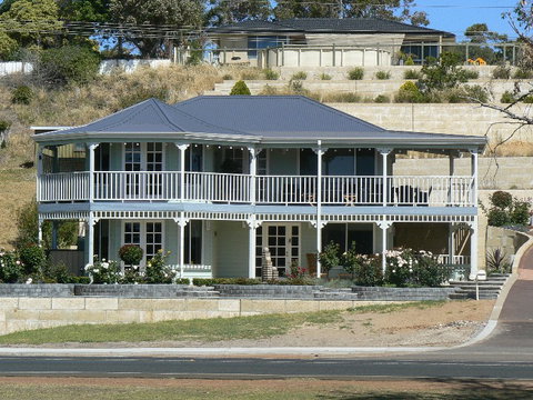 Cedar Homes - Builder Find 1